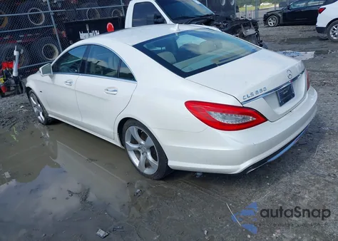 2012 Mercedes-Benz Cls 550 z USA, uszkodzony, nr VIN WDDLJ7DB3CA030659